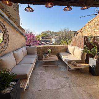 La Grande Bourgade-Authentique Maison en Pierre avec Terrasse Climatisation au Cœur d'Uzès - Uzès - 1