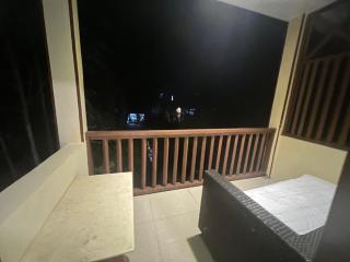 Kiarra Krisxia Lodge 2 - - 5