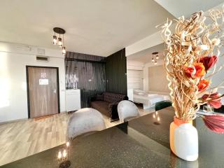 SUMMERLAND Sea View Penthouse & Jacuzzi - Mamaia - 7