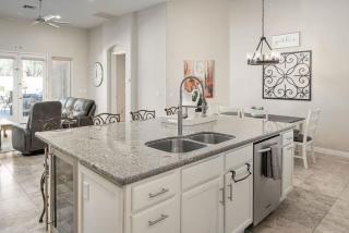 Bella Sonora Home - Chic Camelback Corridor Villa Pool - Phoenix - 5