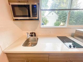 Modern Private Guesthouse in Seattle - Seattle - 1