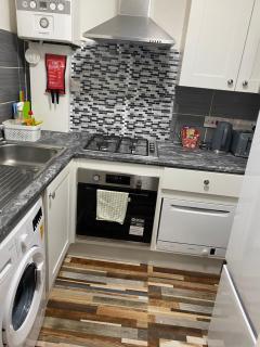 Comfy 2Bedroom apartm Wembley Stadium 9 min away - Londra - 1