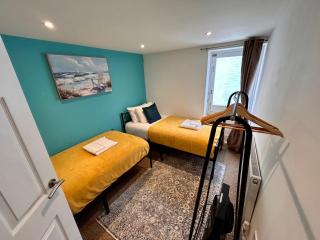 Seaside Chapel Escape Character Home Near Beach Sleep 5 - 4
