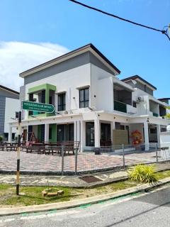 Pangkor L30 88 Corner villa House - 9