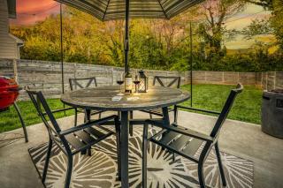 3 Lux King Beds o Game Rm o Fenced Backyard Escape - Charlotte - 9