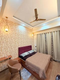 Visitor stop - Greater Noida - 7