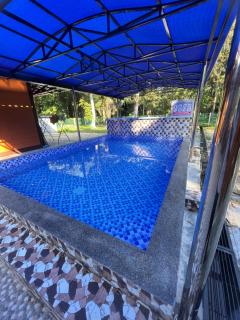 Homestay pool Teratak Dusun Tok Anjang - Muar - 6