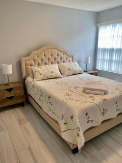 Dream Superior 3BR Condo Near Disney Parks - Kissimmee - 1