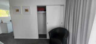 Ensuite in The Heart Of The Desert - - 4