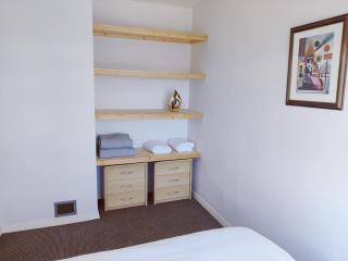 Two Floor Flat in Town Center - Kenilworth - 4