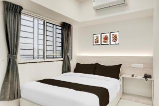 Hotel O D Town Lodging - Pune - 1