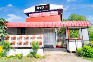 Hotel O The Bali Resort - Srī Niketan - 0