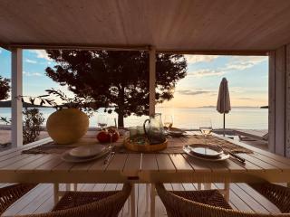 Buqez Eco Resort - calm beach house 23 - Pakoštane - 0