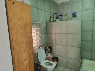 Boskraai Self-Catering -74 Hornbill Street - 5