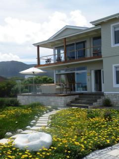 138 Marine Beachfront Guesthouse - Hermanus - 2