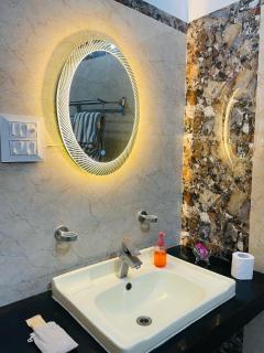Pine Wood Villa - - 6
