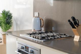 41B Modern 1 Bedroom Abnb-Style apartment Free Parking - Bankstown - 3