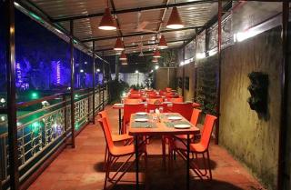 Serenpark Resort Jorhat - Jorhāt - 1