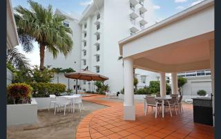 Tropical 2BR in Heart of Cairns - Cairns - 3