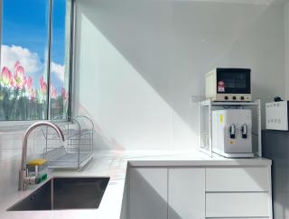 TheFloral Penthouse Night Market Wifi & Netflix - 2