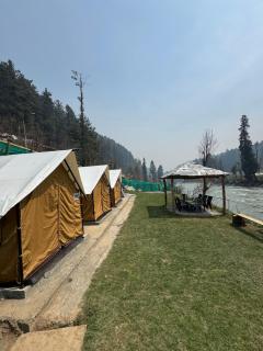 Woodswalk Resorts - Pahalgām - 7