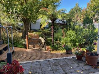 Superb studio retreat with Spa, Pool & BBQ access - Whanganui - 9