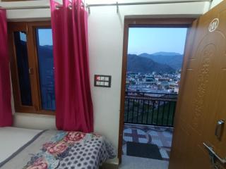 Hotel An Himalayan View - Barkot - 4