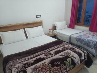 Hotel An Himalayan View - Barkot - 3