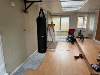 Modern 4BR House with Parking, 8 Mins to Gatwick Airport - Crawley - 7