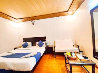 A PREMIUM HIDDEN CHALET HOTEL - Walking Distance From Naini Lake - A Luxury Boutique Stay In Nainital with Newly Decorated Room and Restaurat And Wi Fi - Wondfull Customer Service Awarded - Nainital - 8