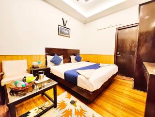 A PREMIUM HIDDEN CHALET HOTEL - Walking Distance From Naini Lake - A Luxury Boutique Stay In Nainital with Newly Decorated Room and Restaurat And Wi Fi - Wondfull Customer Service Awarded - Nainital - 7