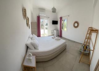 IOKASTI STUDIOS - Andros - 0