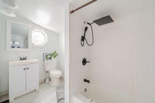 Main Street cabin - Millerton - 1