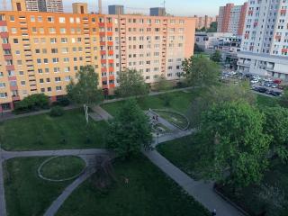Team Flat & Urban Family Comfort - HomeBase with a Castle view - Petržalka - 7