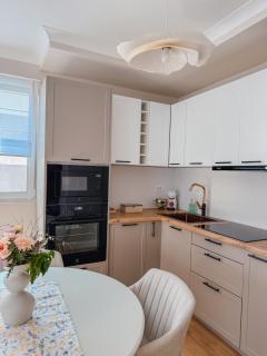 Arya Apartment Oradea - Oradea - 9