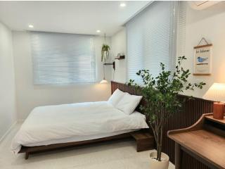 #1st floor# Hongik University Station 5 minutes#Bathroom 2#Starbucks, convenience store 1 minute - Seul - 9