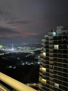 Heavens Den Staycation - Pampang - 2
