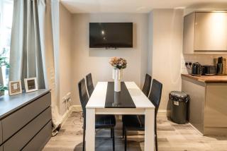 Stylish 2Bed at Central line Near NottingHill - Londra - 1