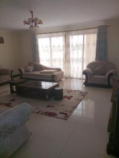4 bedroom apartment, Glades Kileleshwa - Nairobi - 1