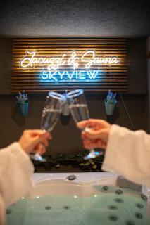 Jacuzzi & Sauna Skyview - Cluj-Napoca - 9
