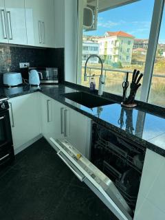 Beach Front Luxurious Two Bedroom Apartment - Byala - 8