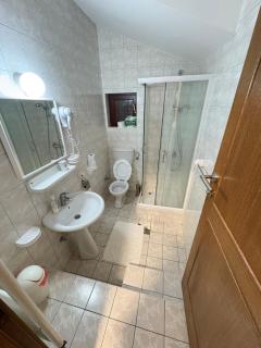Nikolić Apartmani - Budva - 4