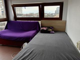 На пъпа на Варна, голяма стая! - 1