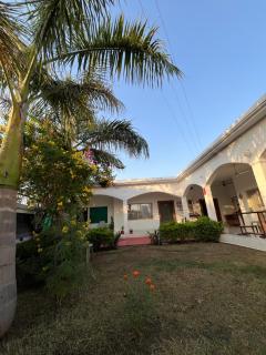 Sunrise Bed & Breakfast - Khajurāho - 4