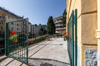 Giano Host - Gozzano, Simple Pleasures - Genova - 1