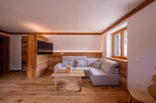 Arga' New Alpine Design Apartment Central & Scenic Views - San Vito di Cadore - 8