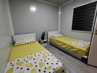 ZR Homestay - 2