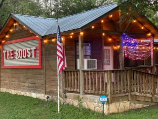 Cabin 6 The Roost Cabins - 1