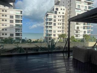 Charming Seaview Apartment 4 - 9