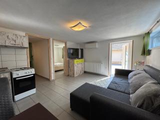 Liliana Apartman és Csónakház - 2